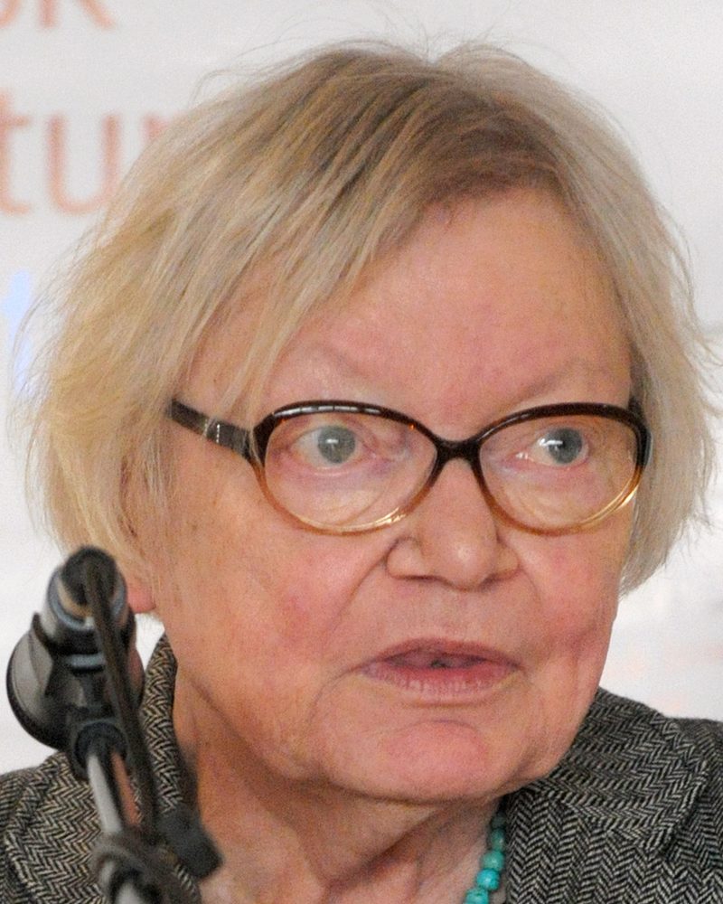 Portræt af Inger Christensen